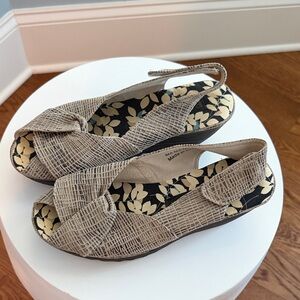 Bernie Mev Ma Ma Mia Open-Toe Slingback Sandals, Size 10
